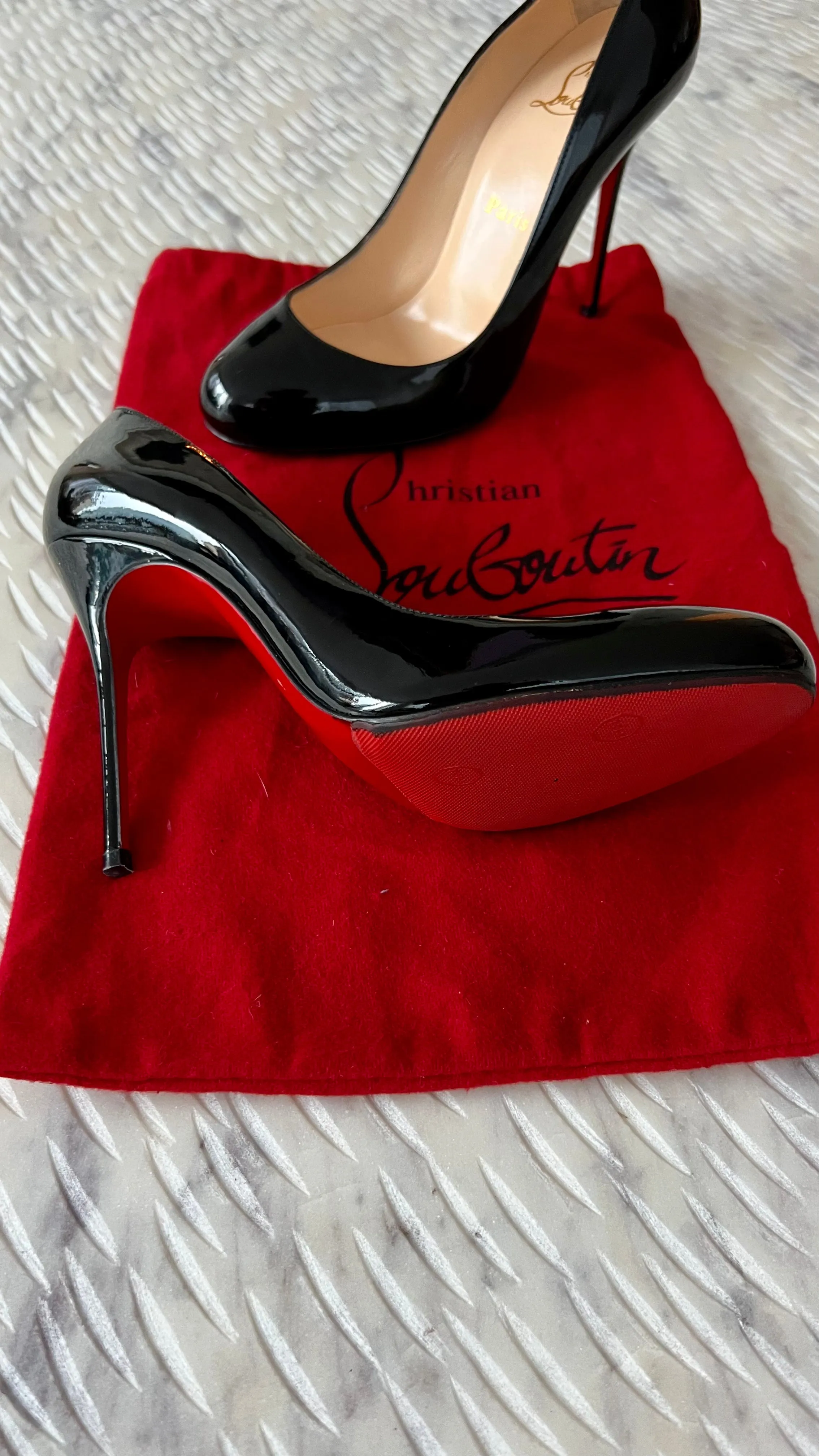 Christian Louboutin Fifi Pumps