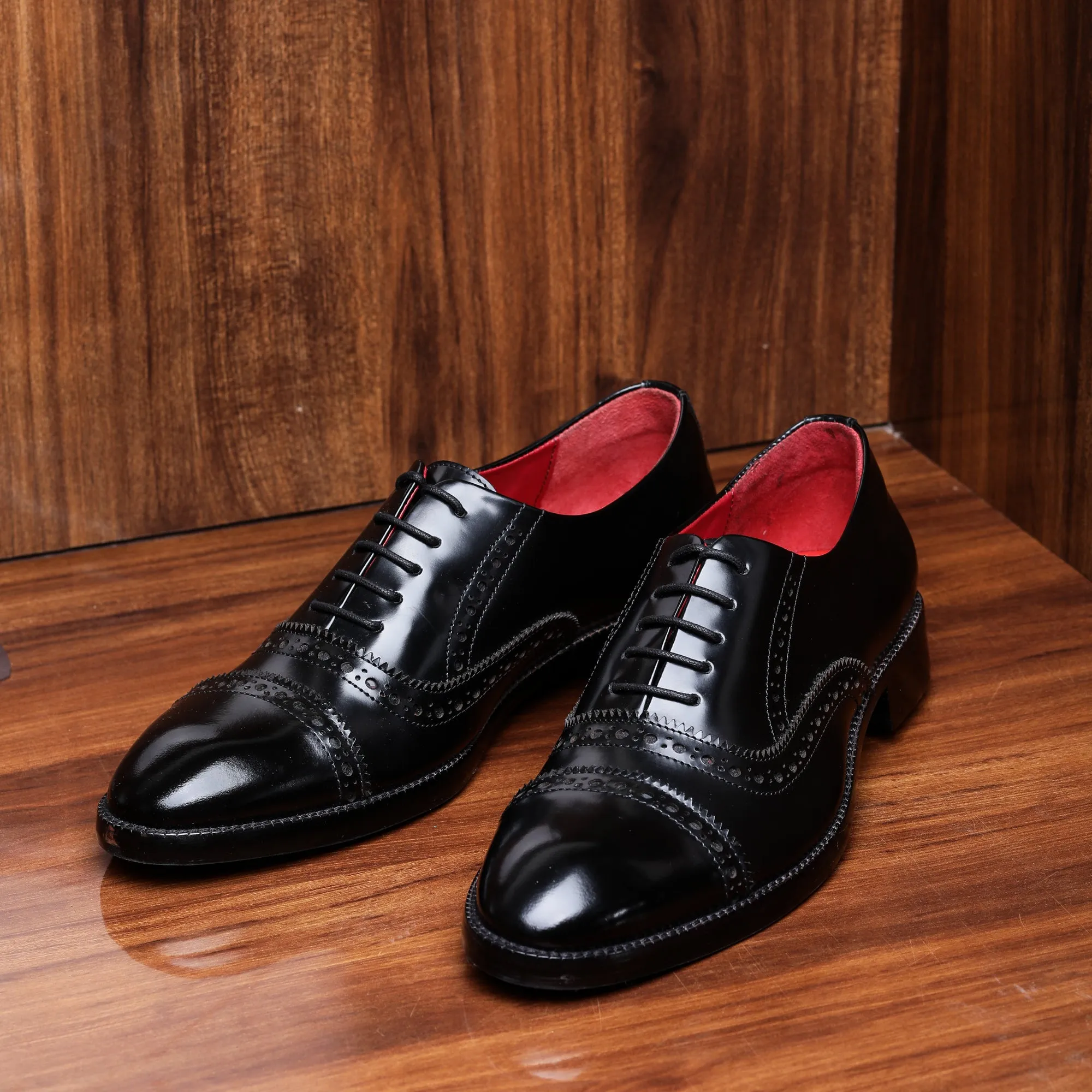 Classic Captoe Oxford - Black