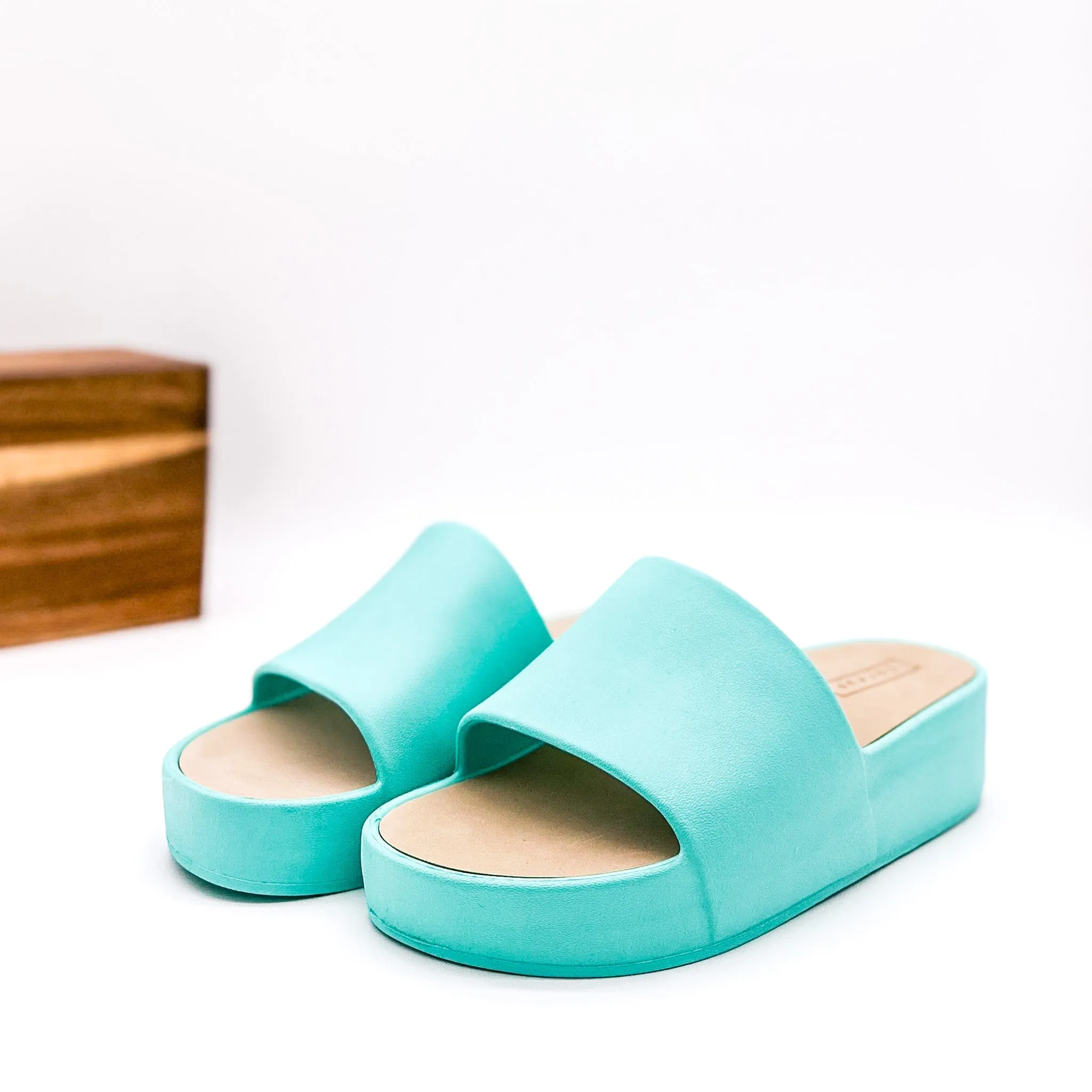 Popsicle Slide Sandals in Aqua